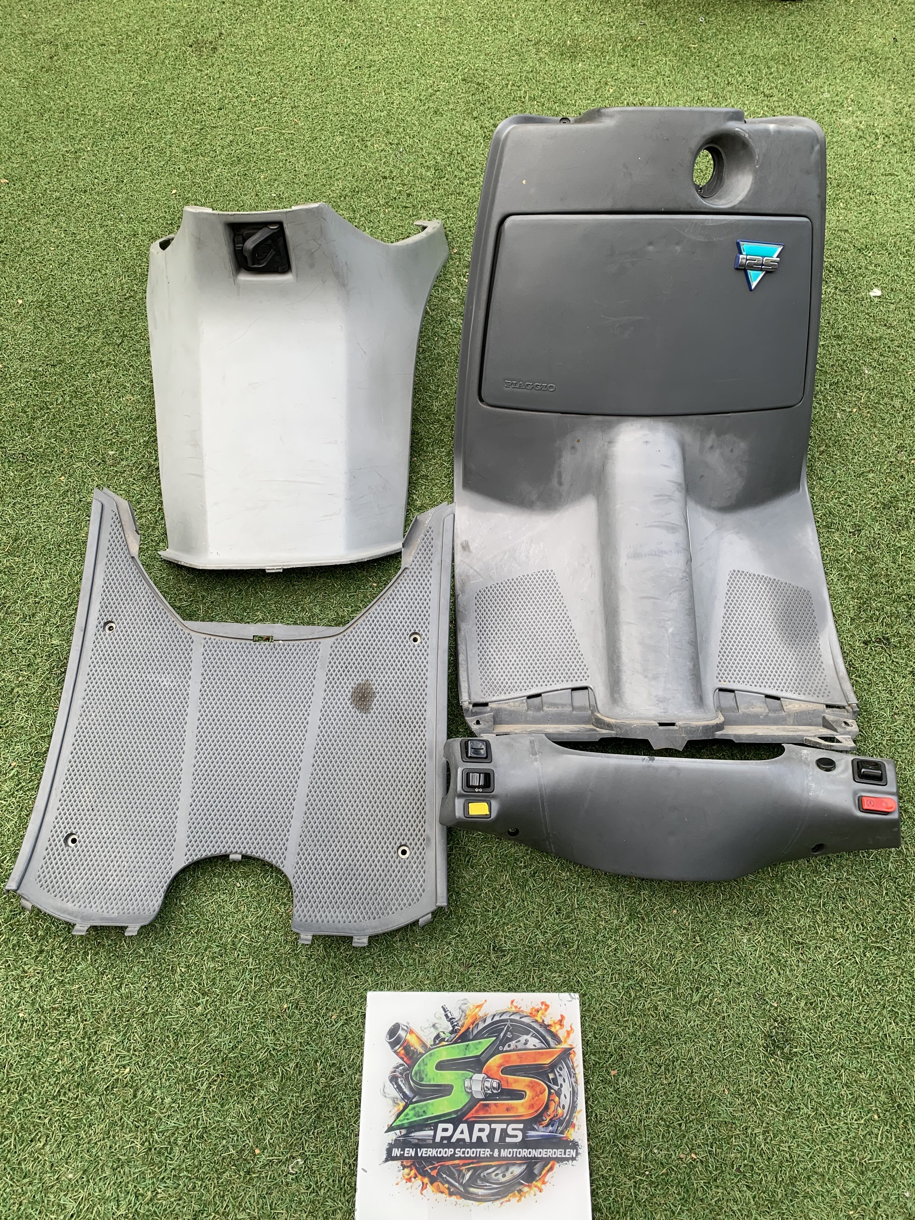 Skr 125cc binnenkappenset