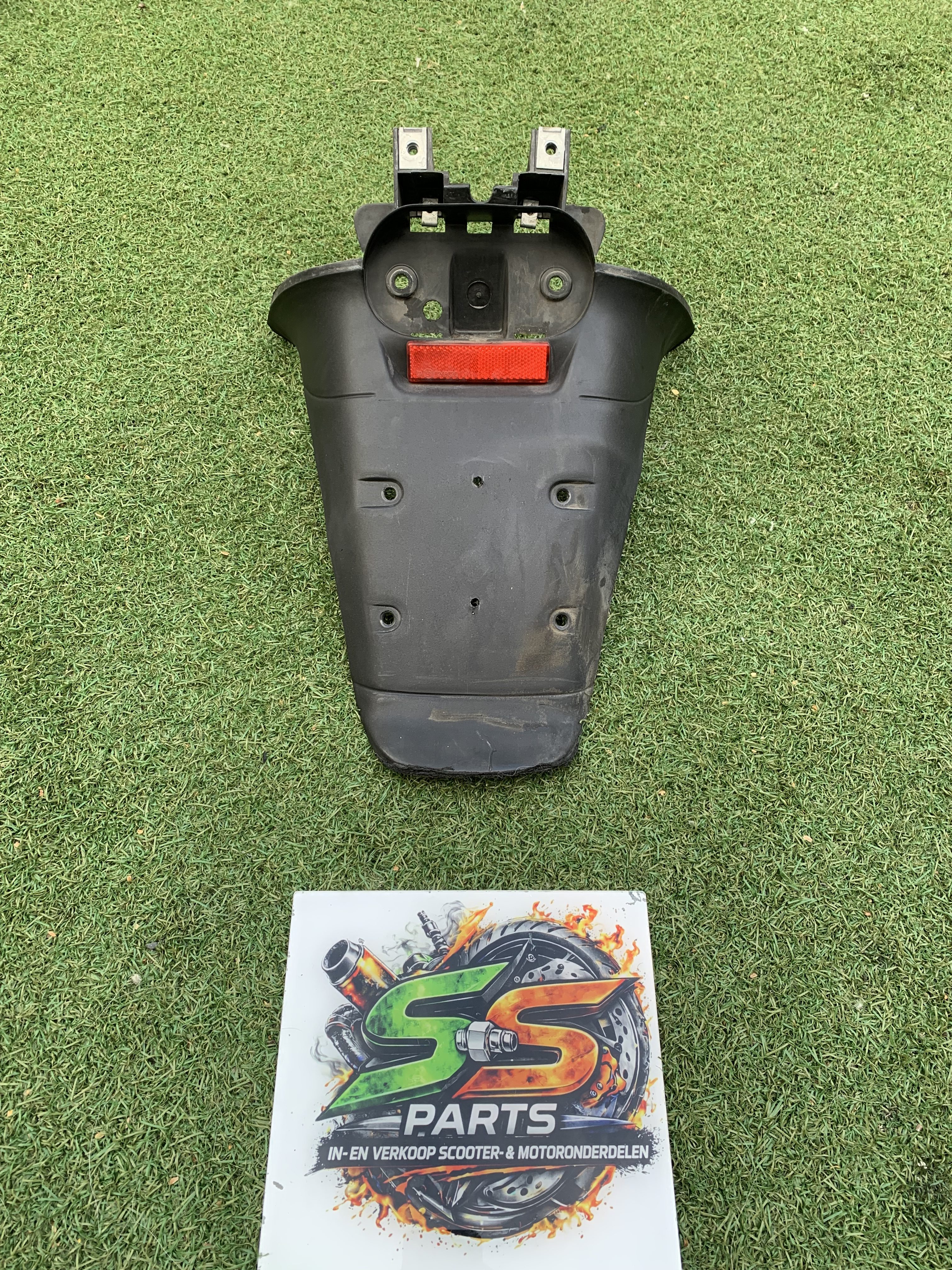 Skr 125cc spatbord